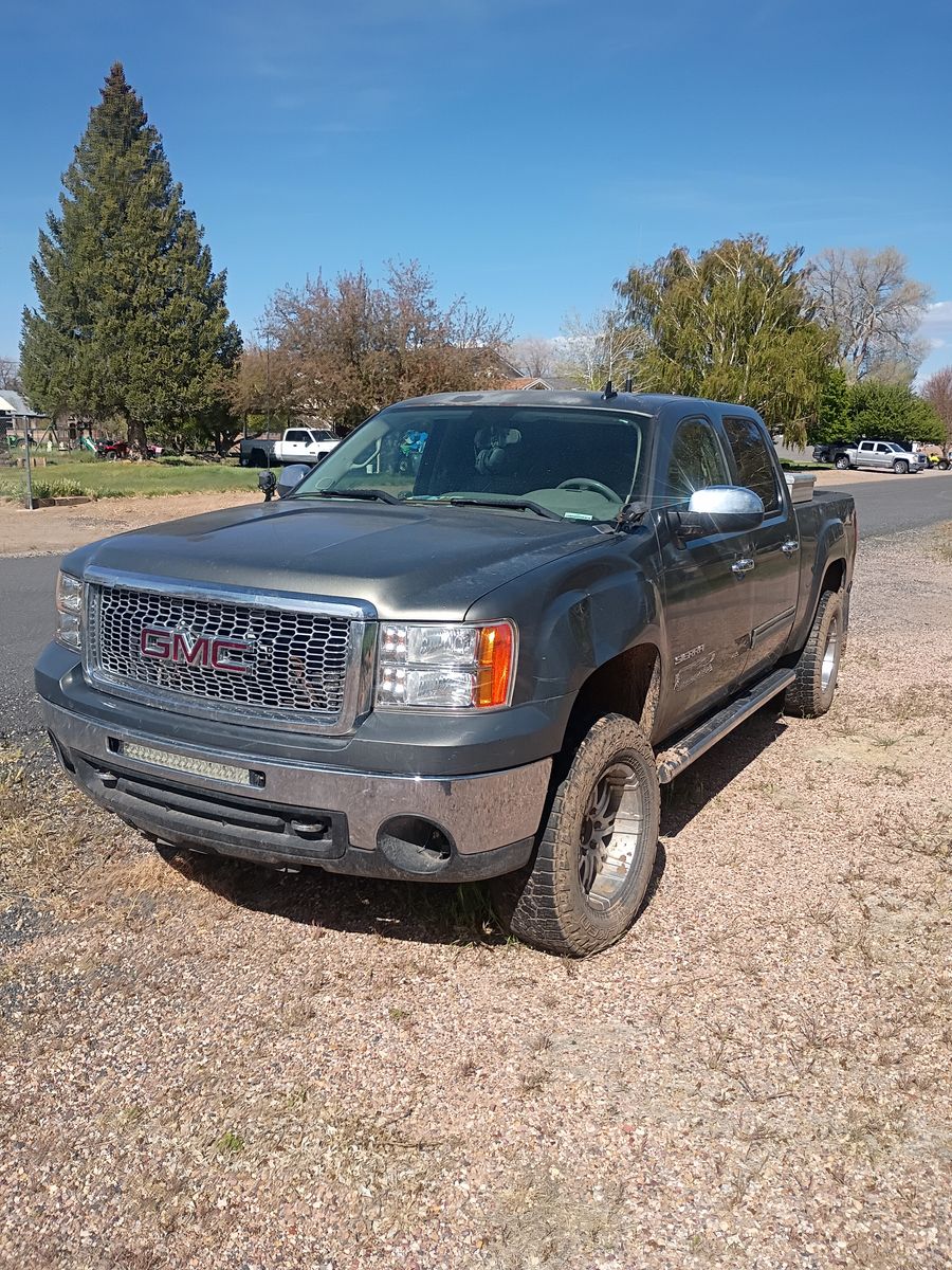 2011 GMC 1500 SLE