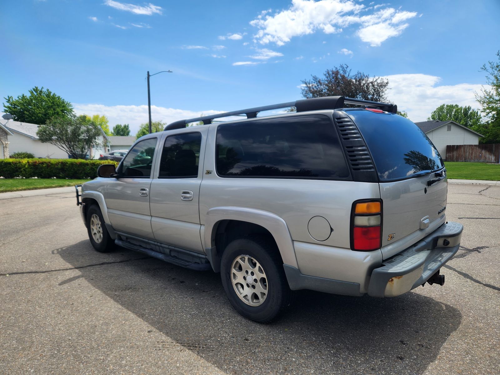 2004 Chevrolet Suburban 1500 4WD Z71