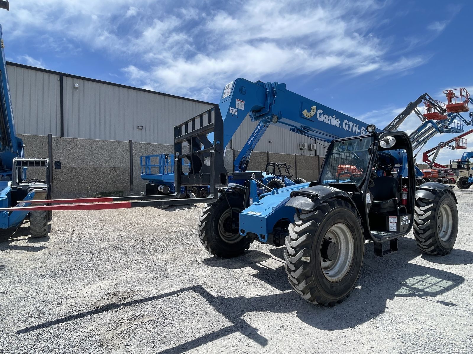 2018 Genie GTH-636 Telehandler/Forklift  | 2,698 Hours | 1-Year Warranty Included