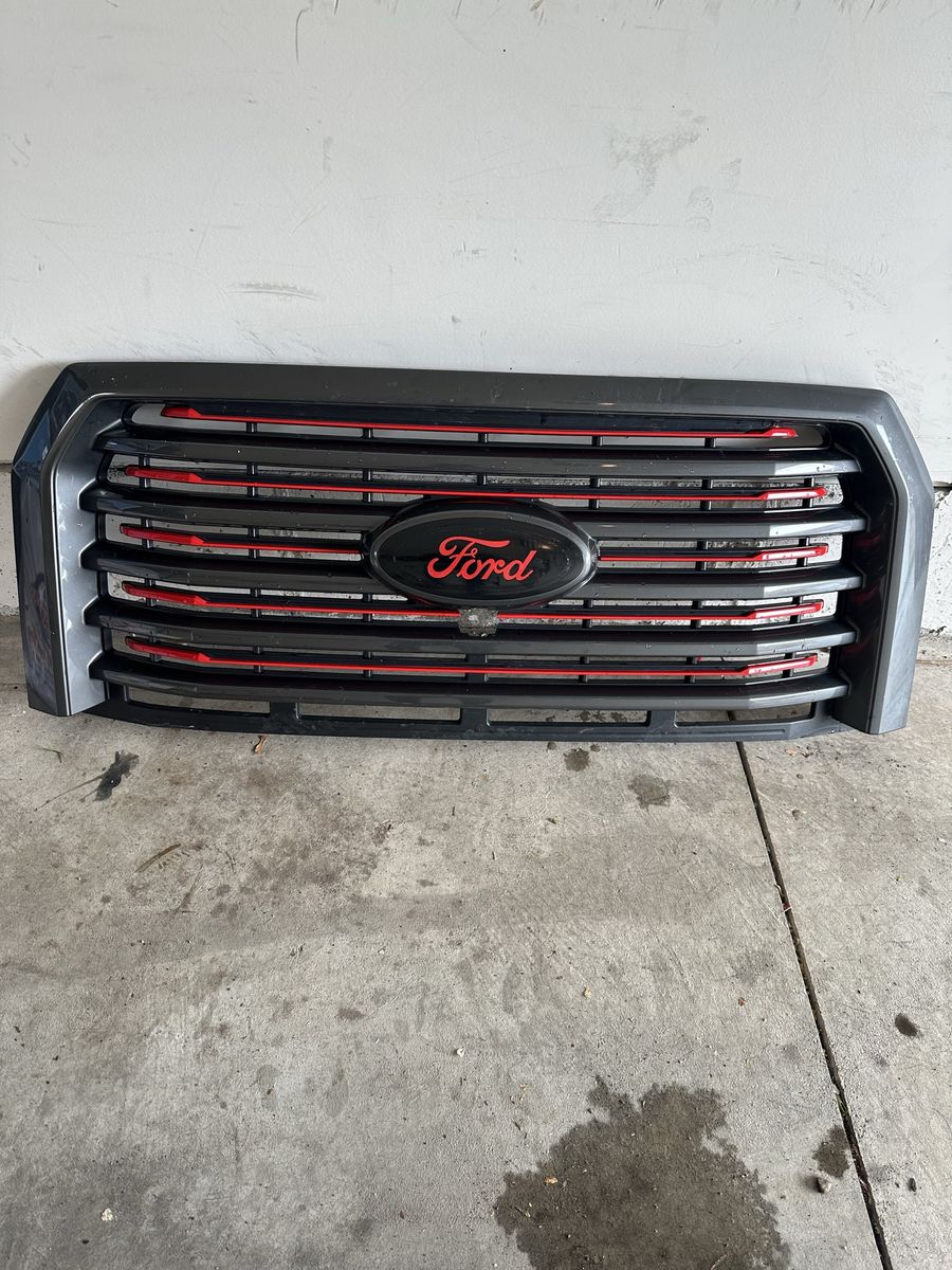 2015–2017 Ford F-150 OEM Front Grille Lariat/XLT/XL