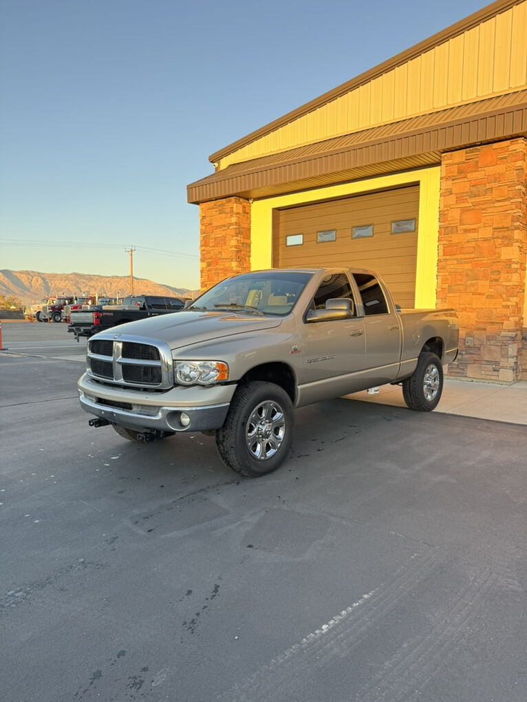 2004 DODGE RAM 2500 SLT
