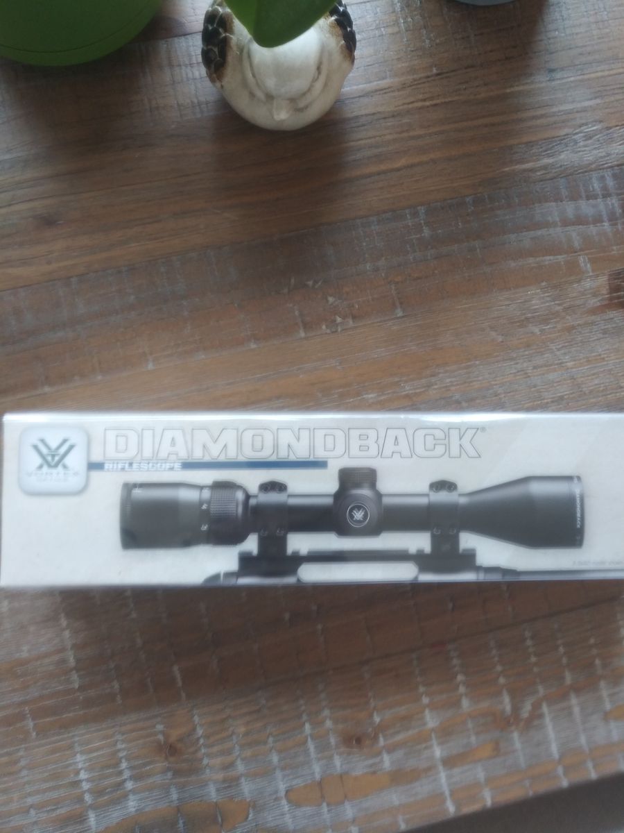 Vortex Diamondback 4-12x40 Dead Hold BDC reticle MOA adjustment scope