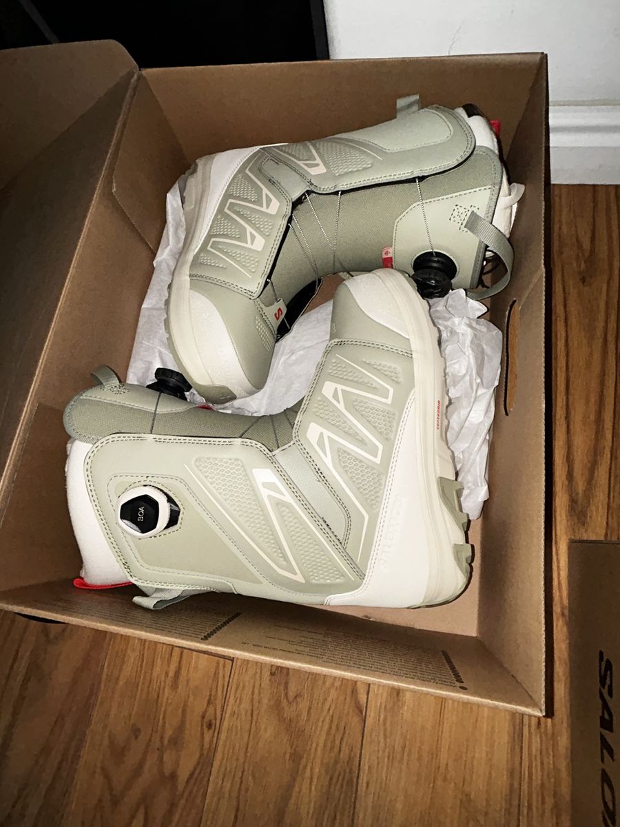 NEW IVY BOA SJ BOA SIZE 9 SNOWBOARDING BOOTS