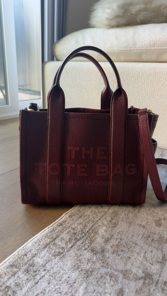 Marc Jacobs The Tote Bag - Small Leather in Red