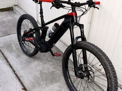 Trek Powerfly 9.7 Carbon 2.75 E Bike