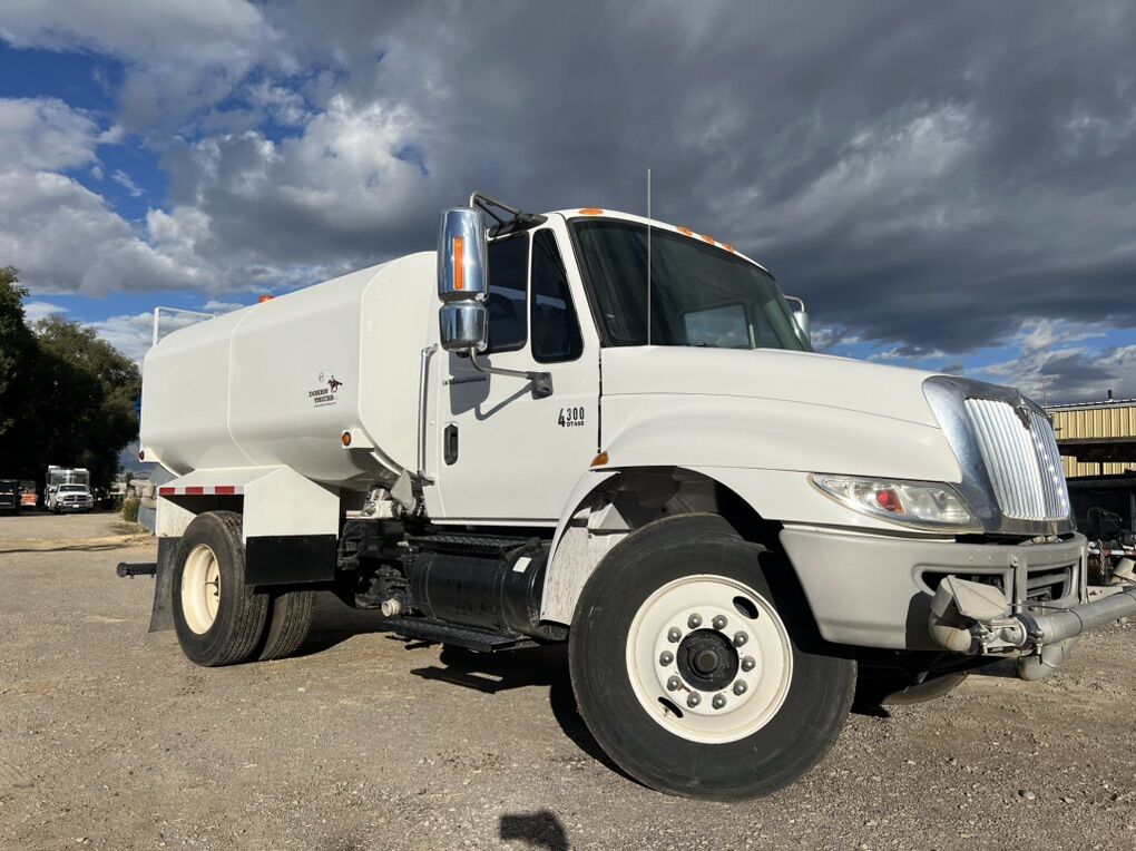 International Water Truck