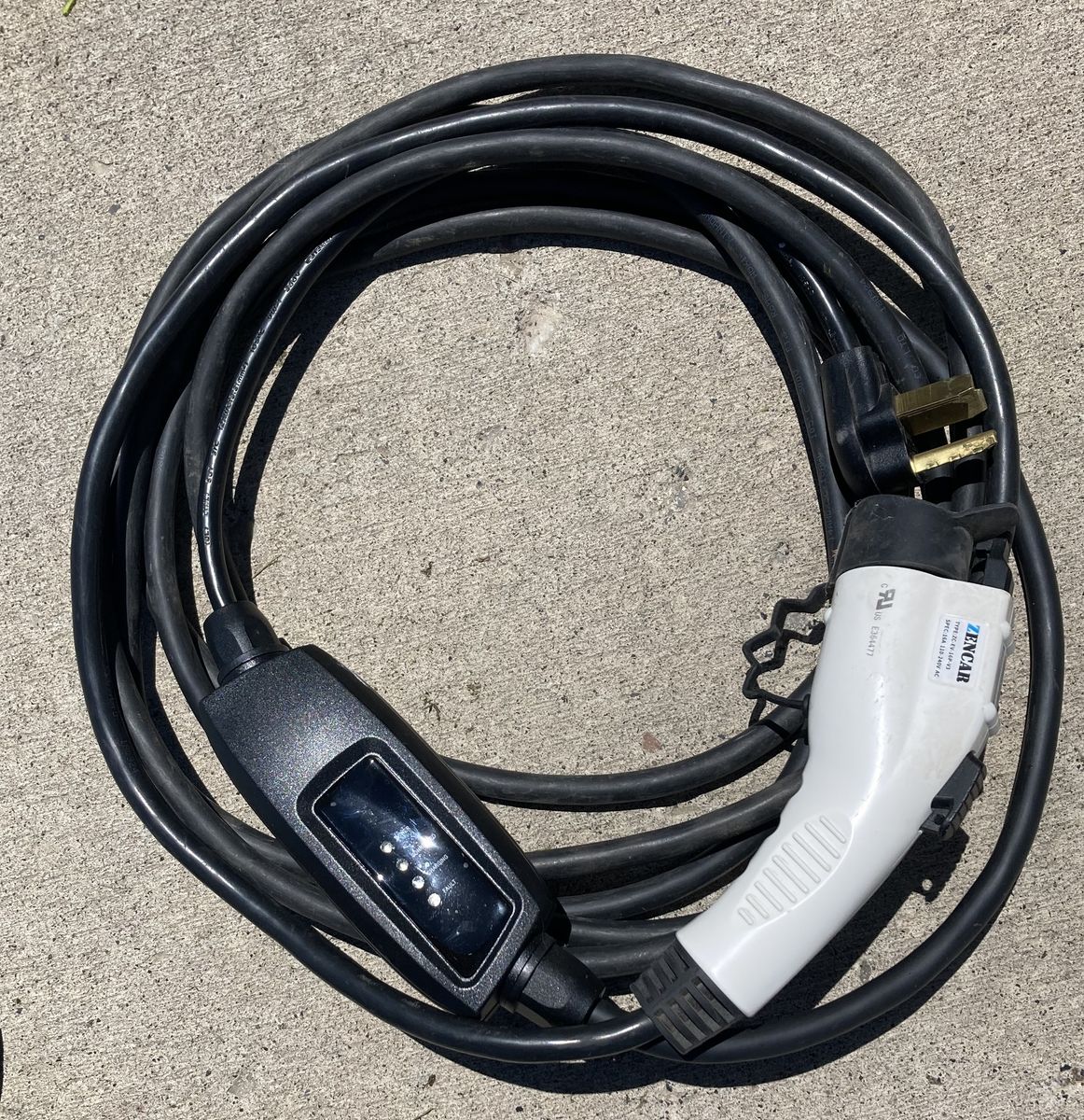 ZENCAR  Level 2 Portable EV Charger - 16A, 110-240V AC