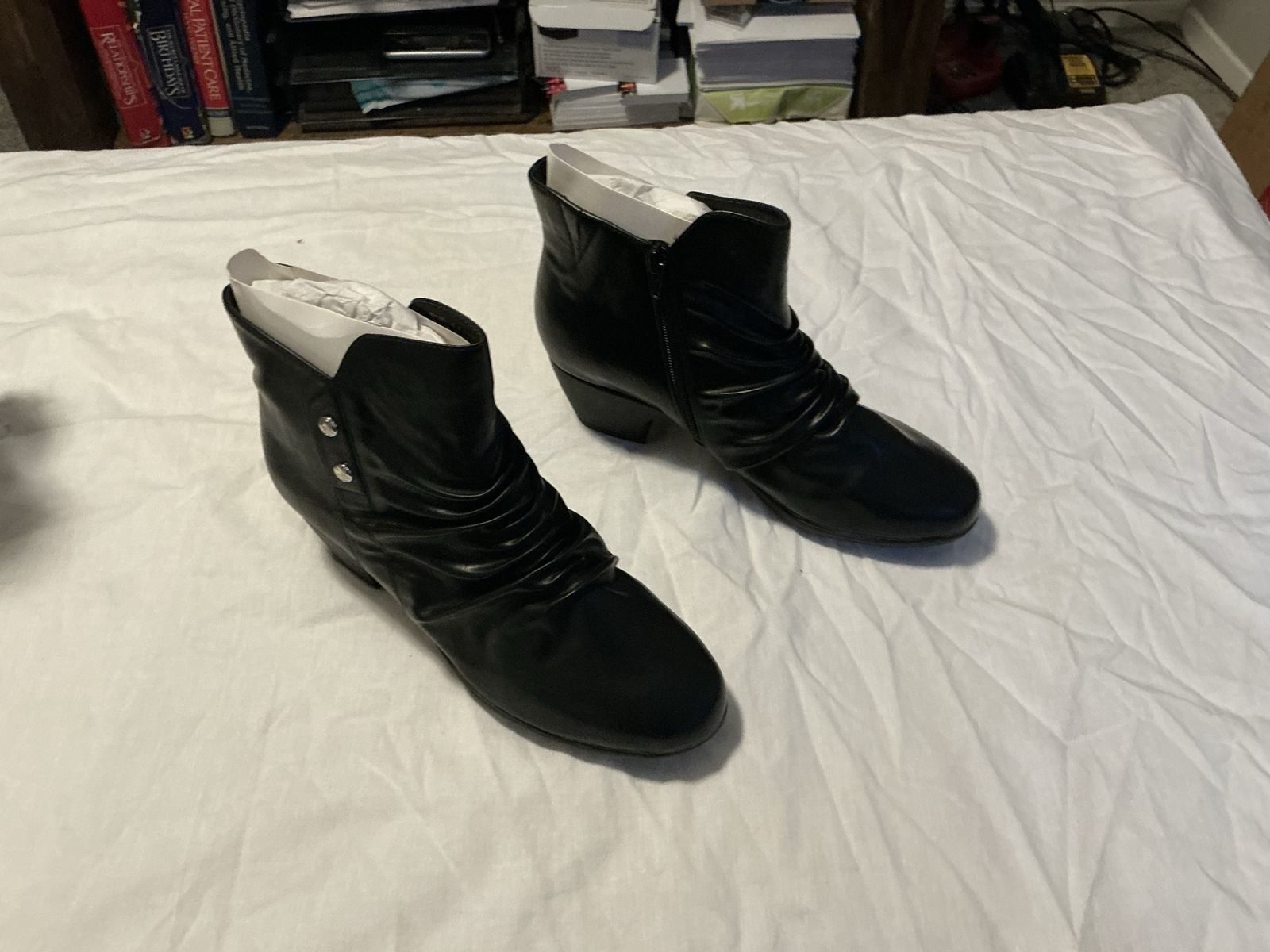 Women’s Black Ankle Boots Size 9.5 Wide
