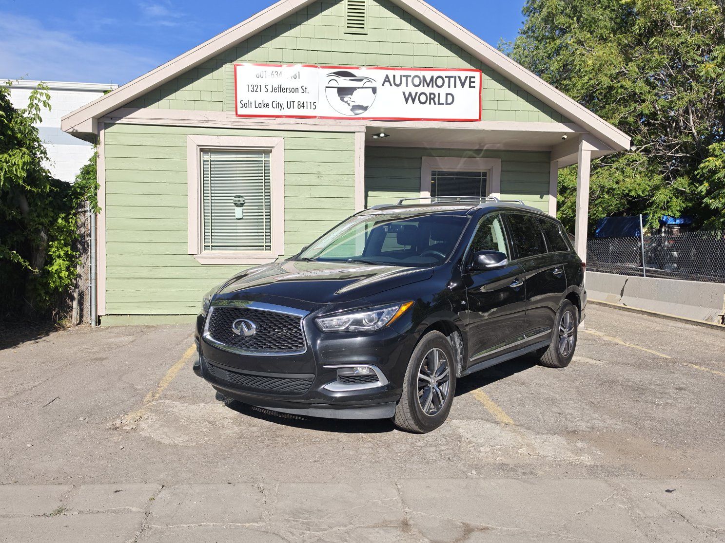2016 Infiniti QX60 Base