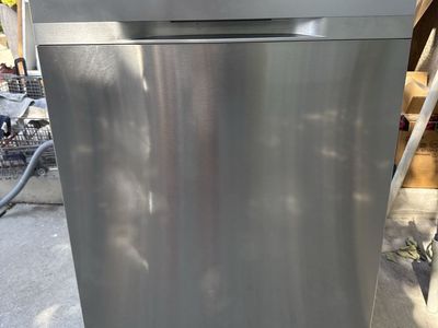 Samsung Stainless Steel Dishwasher - Standard Size, Built-in, Used