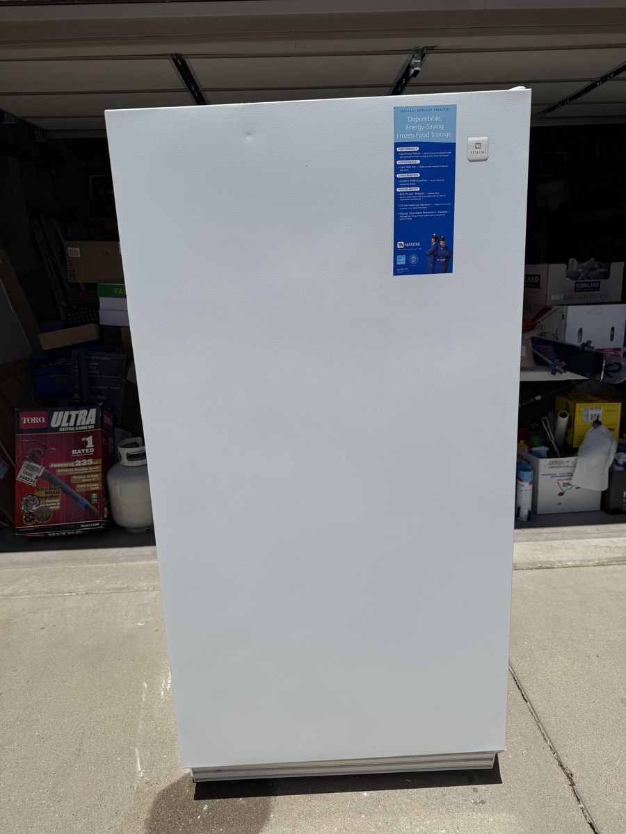 Maytag 15 cu ft Upright Freezer - Energy Saving, Manual Defrost