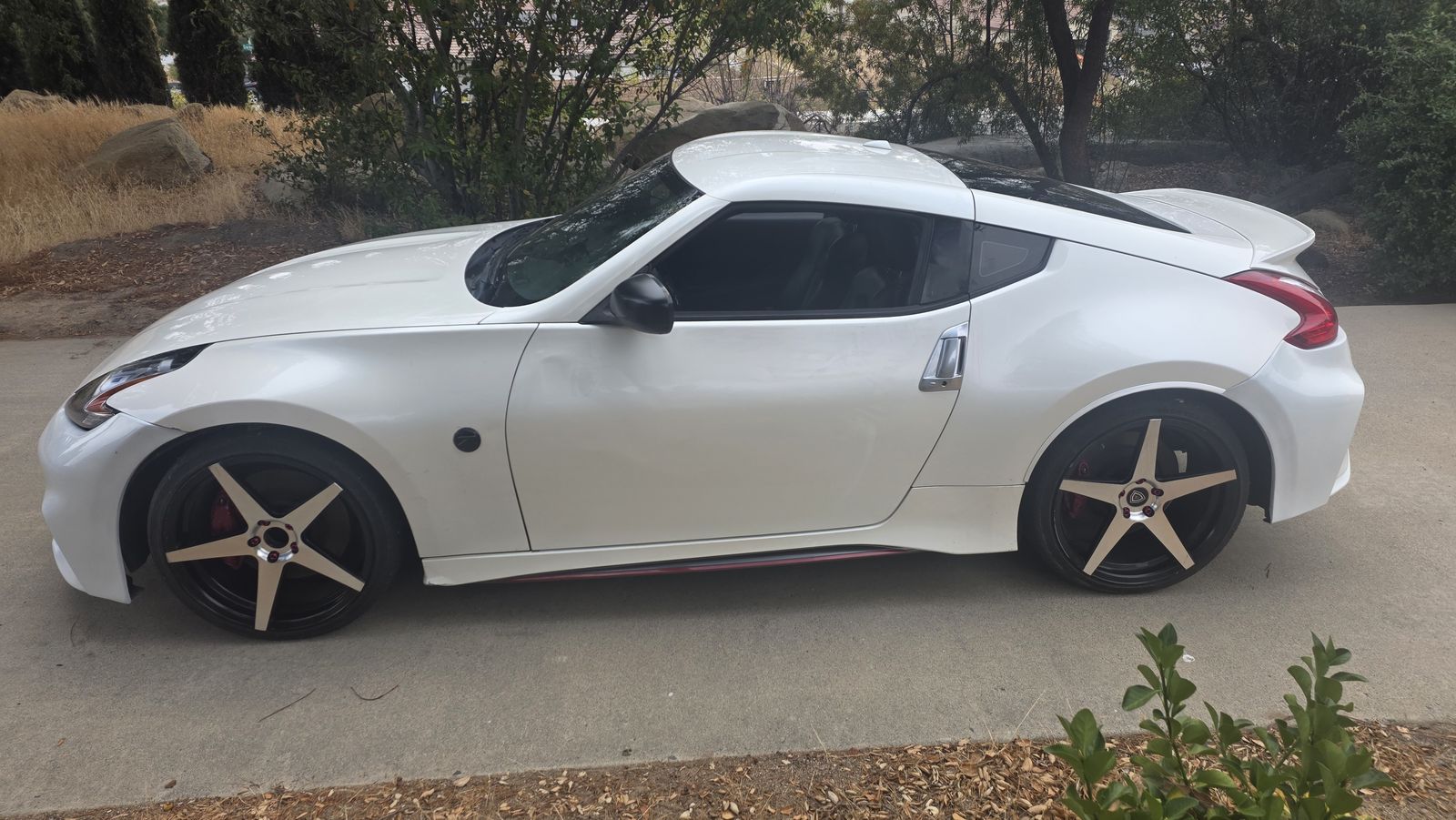 2015 Nissan 370 NISMO Tech