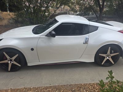 2015 Nissan 370 NISMO Tech