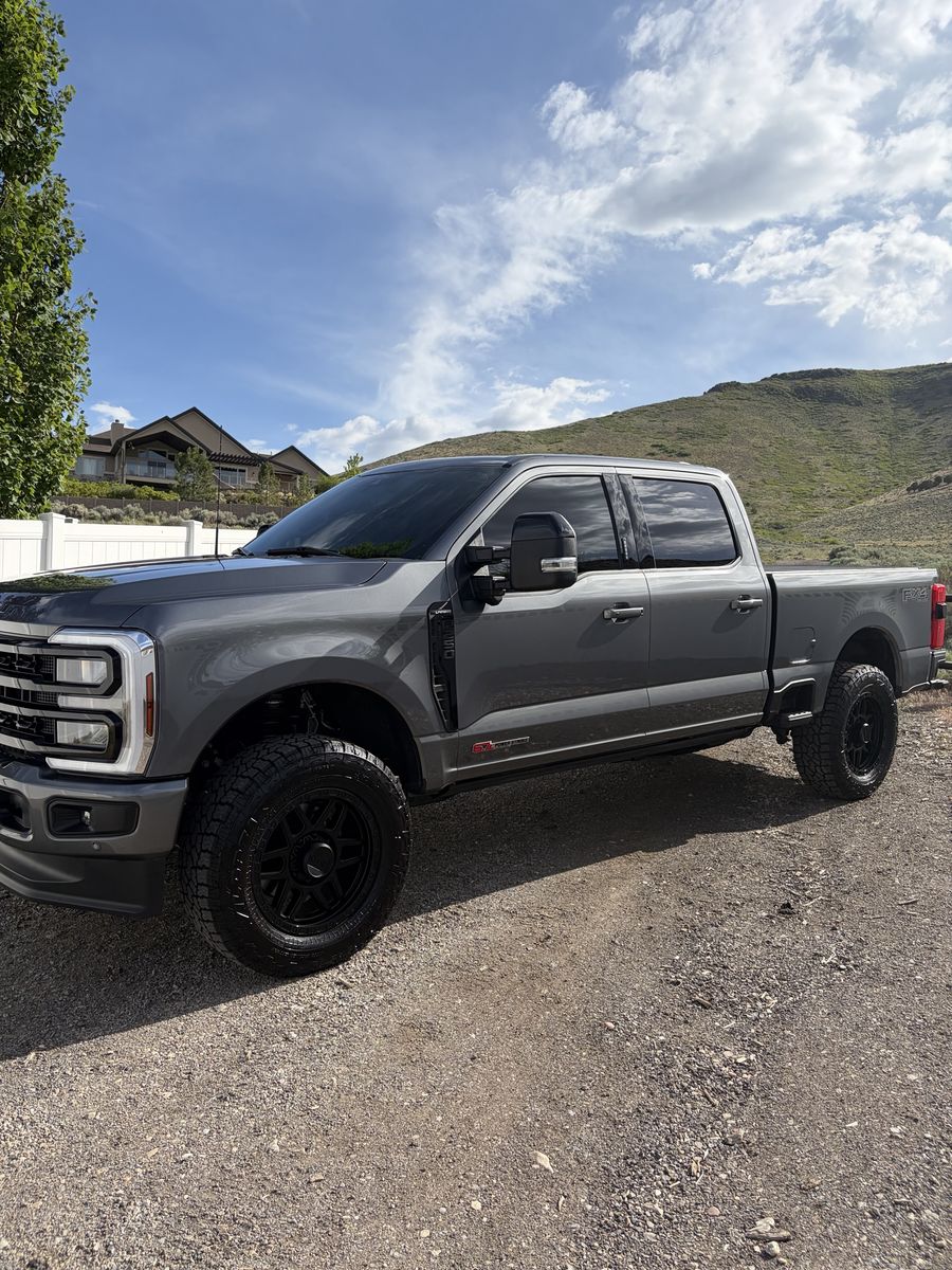 2024 Ford F-250 Super Duty Lariat
