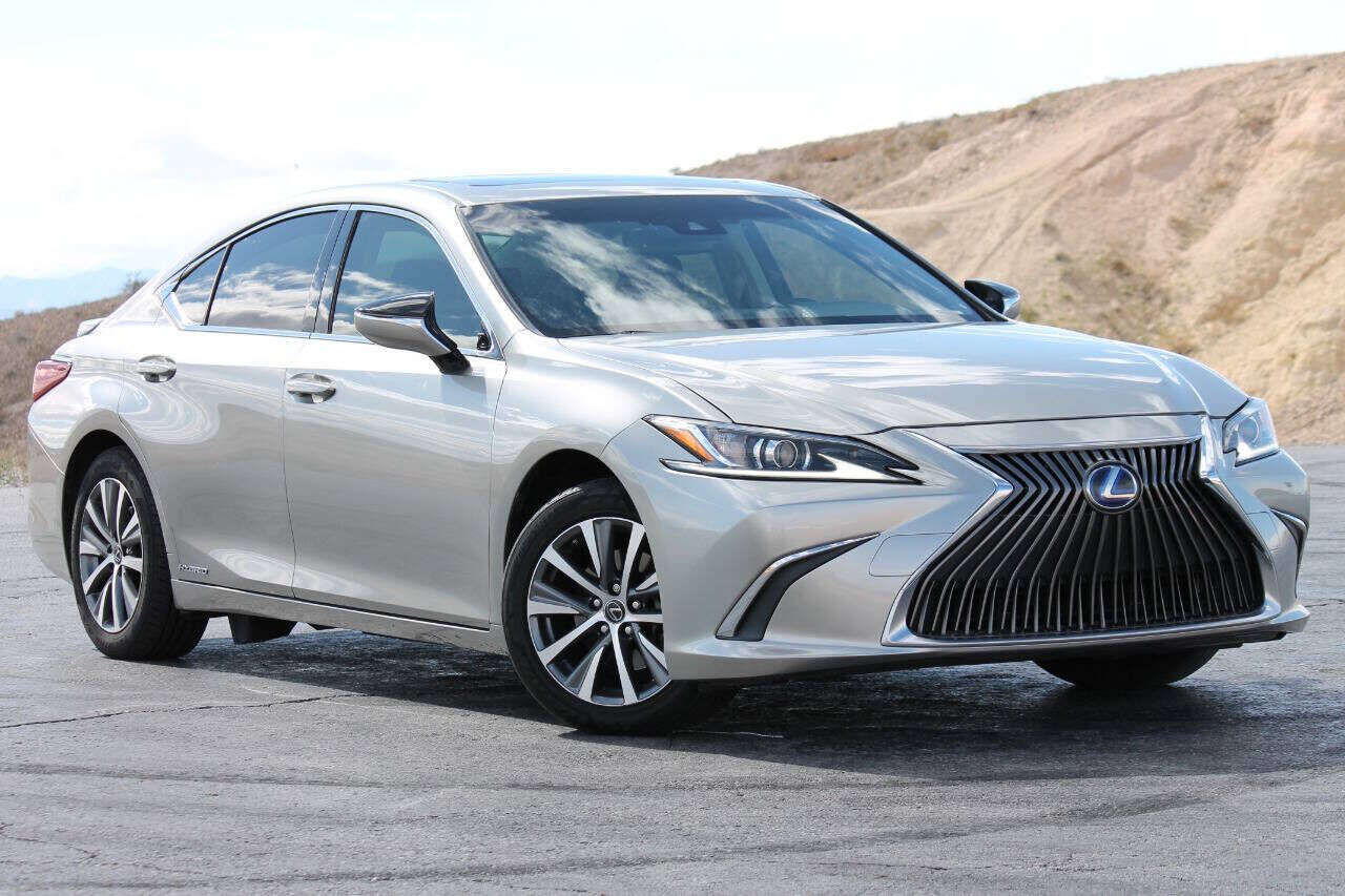 2019 Lexus ES Base