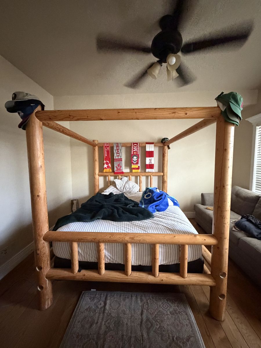 Log bed frame - Queen size