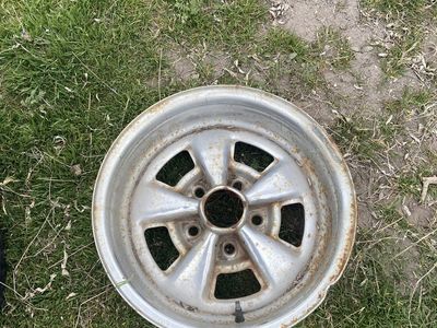 Steel wheel Cragar knockoff Camaro