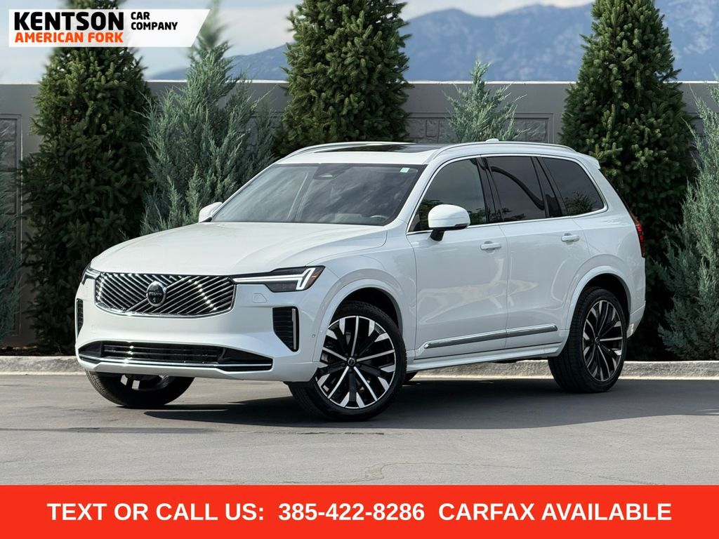 2025 Volvo XC90 B6 Plus Bright Theme 7P