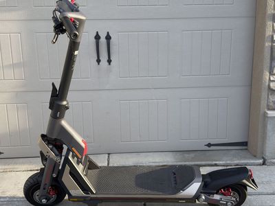 Segway Ninebot SuperScooter GT2