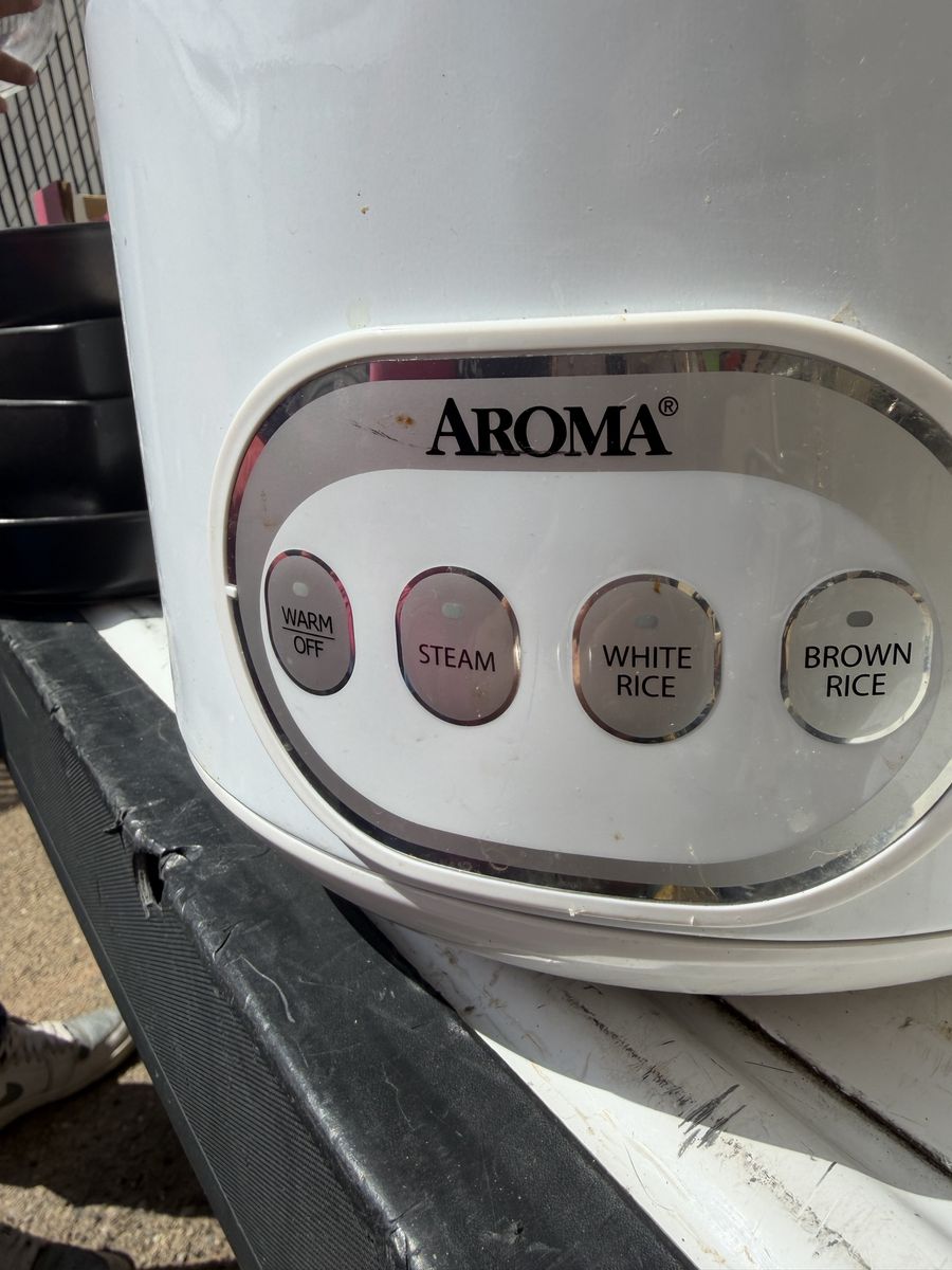 Aroma White Rice Cooker and Food Steamer