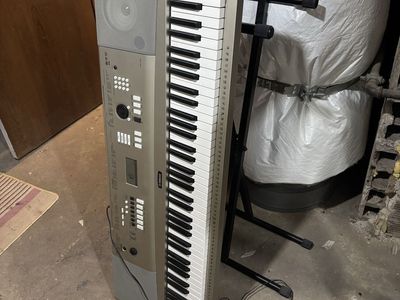Yamaha YPG 235