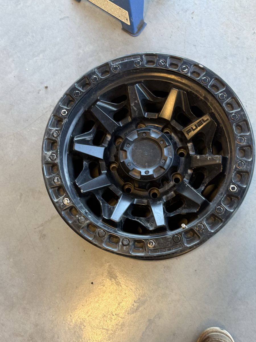 Fuel Off-Road D114 Covert Beadlock Matte Black