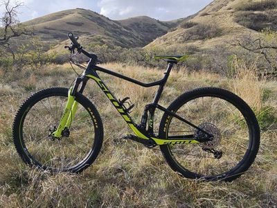 Scott Spark RC 900 XC Mountain Bike
