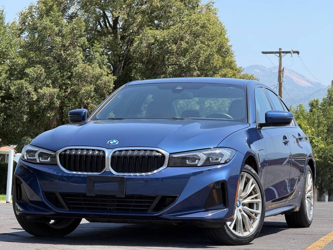 2023 BMW 3 Series 330e xDrive