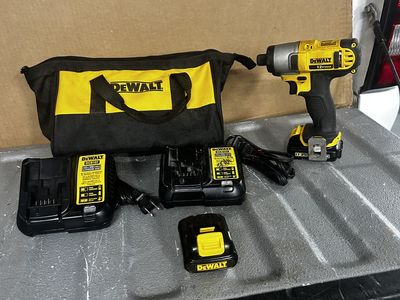 Dewalt 12 V Drill, Like New