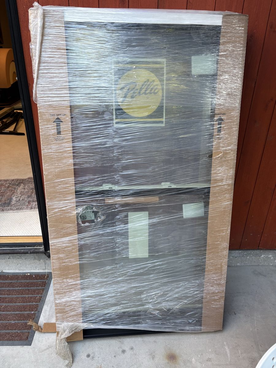 New Pella Double-Hung Window 34″ × 59″ — Black Exterior, Low-E Argon (Never Installed)