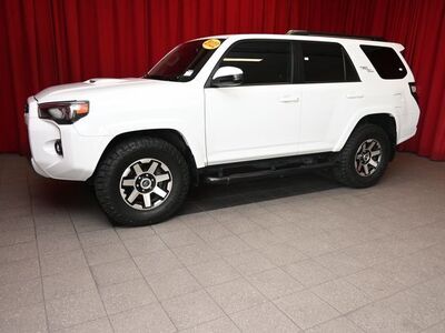 2022 Toyota 4Runner TRD Off-Road