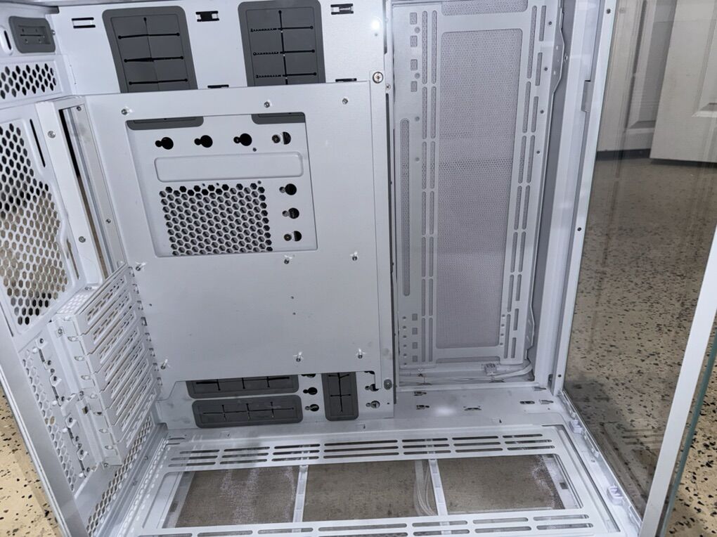 Lian Li O11 Dynamic Evo XL - White With Extras