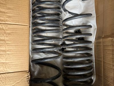 Teraflex 3.5 lift springs for Jeep Gladiator JT