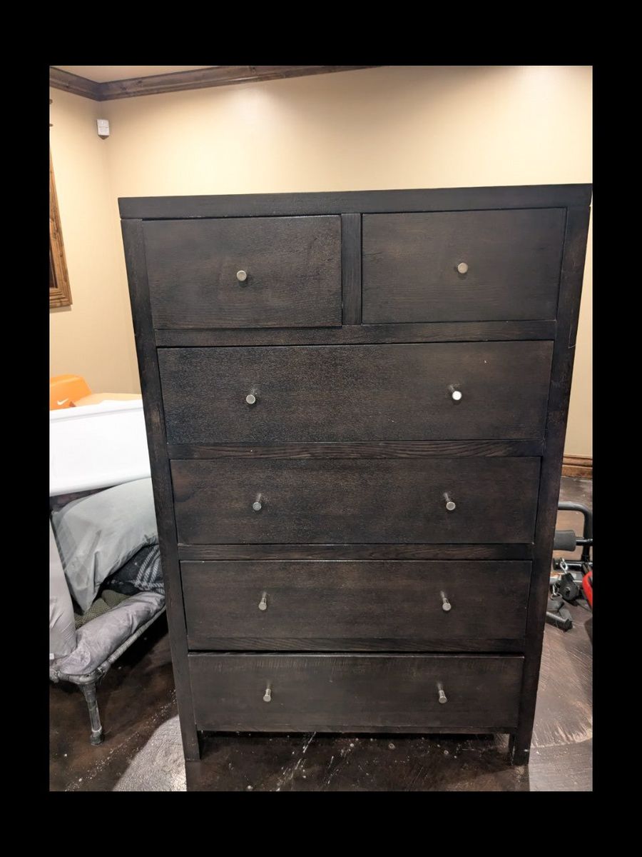 Dark Brown Wood Bedroom Set - 5-Drawer Dresser & Matching 1-Drawer Nightstand