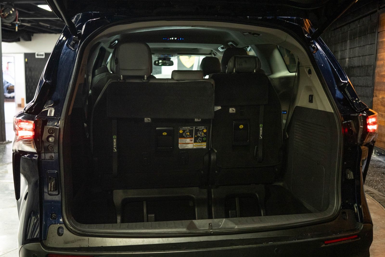 Main image 8