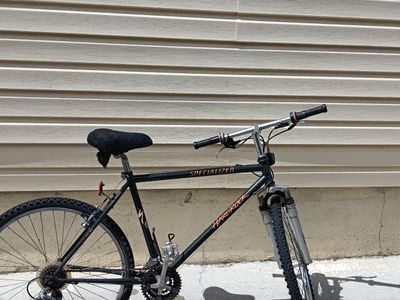 Specialized mountain bike $100