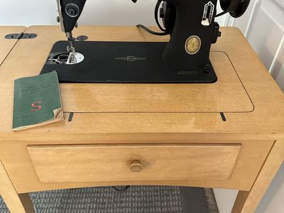 Singer 1950’s sewing machine