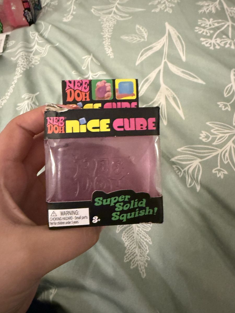 NeeDoh Nice Cube Super Solid Squish Schylling Fidget Toy Stress Reliever