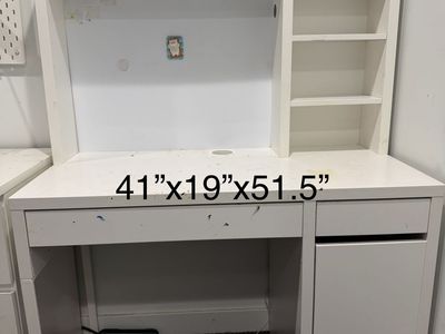 Desk with shelf unit