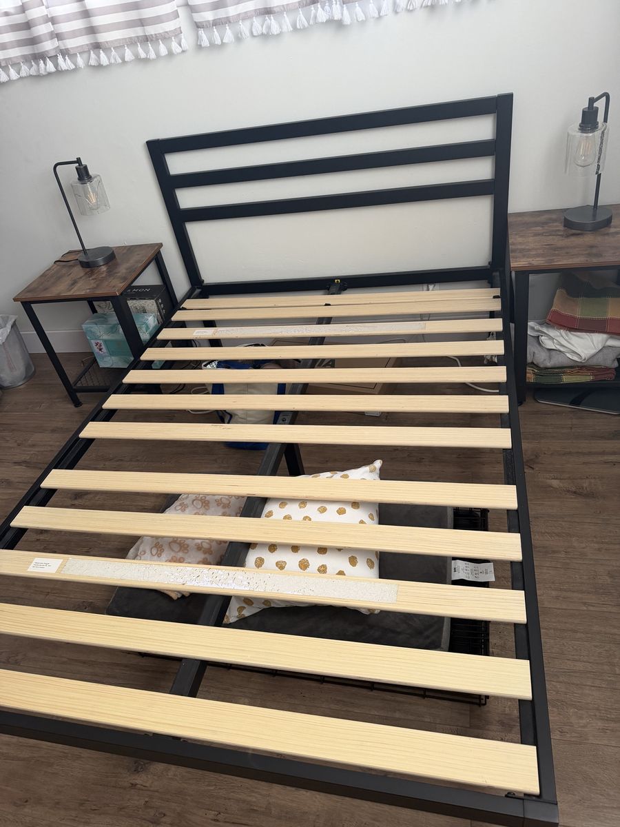 Main image 6