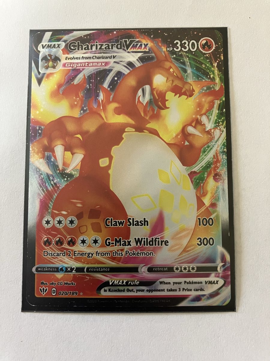 Charizard VMAX Pokémon Card - great condition.