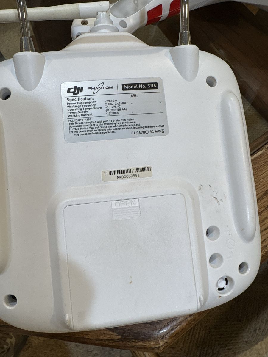Main image 4