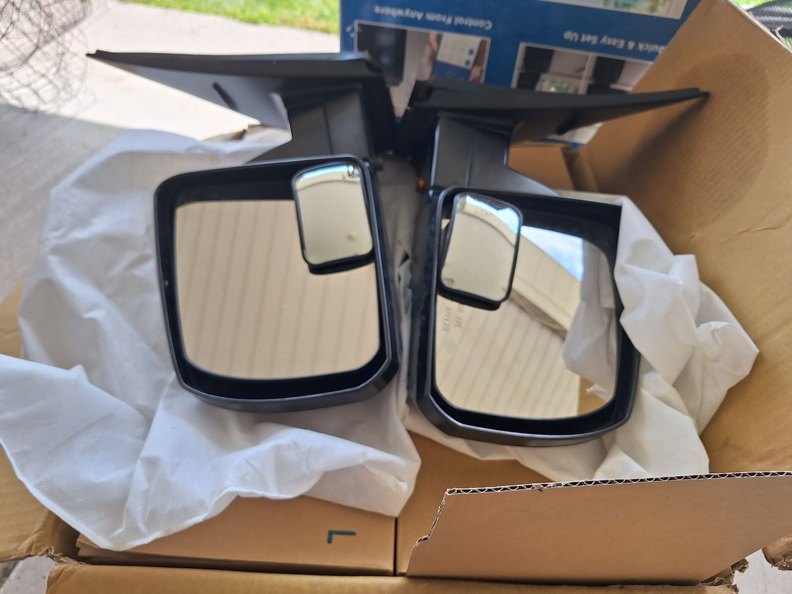 Toyota Tundra side mirrors