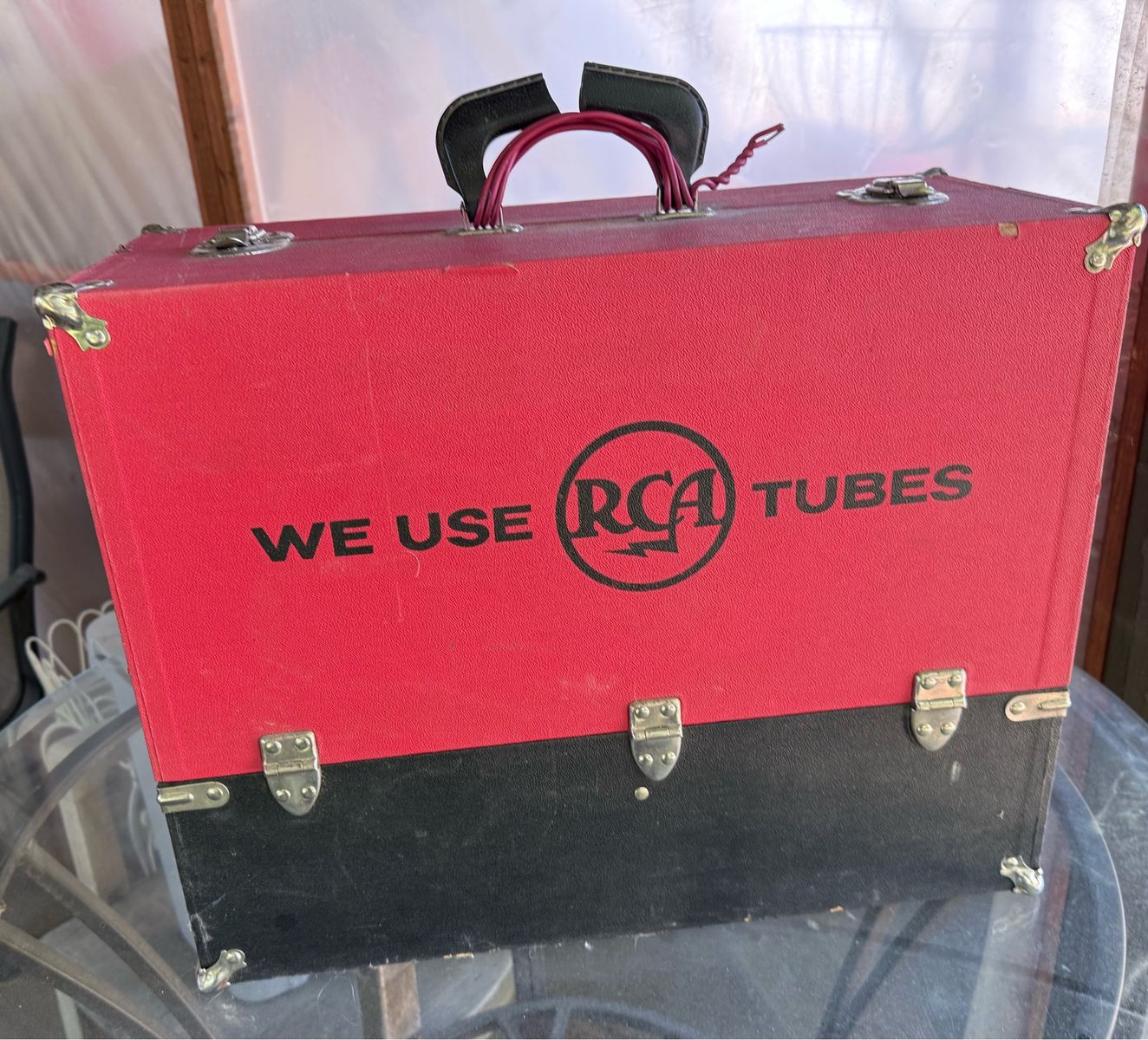 Vintage RCA Tubes Service Case / Tool Box - Red & Black