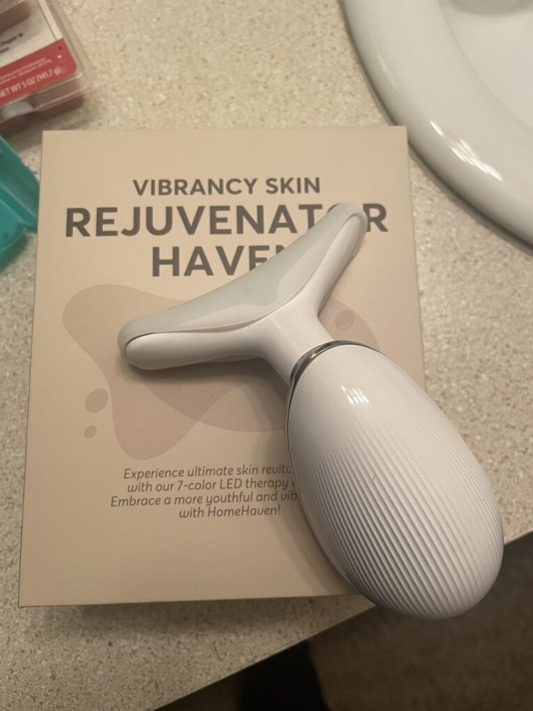 Facial Skin Rejuvenator