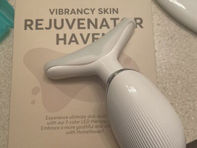 Facial Skin Rejuvenator