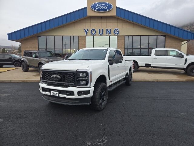 2025 Ford F-350 Super Duty Lariat