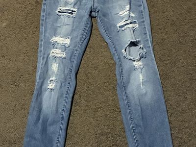 4 Skinny jeans size 30 from H&M(digital payment only)