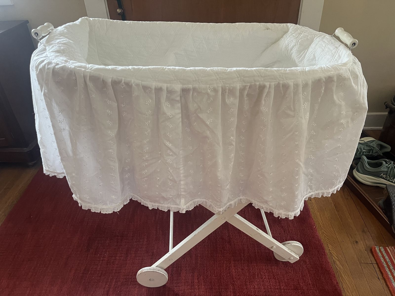 Vintage (1950s) Wicker Bassinet