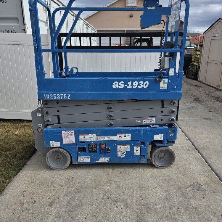 2019 Genie GS-1930 Electric Scissor Lift